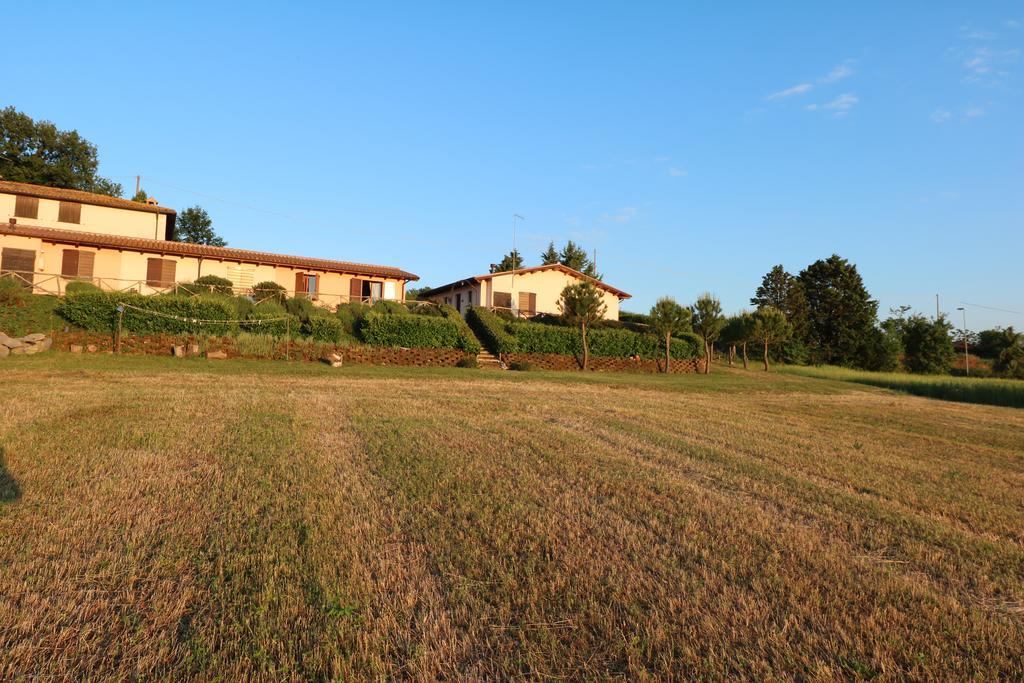 Santa Croce Villa Fossato di Vico Dış mekan fotoğraf