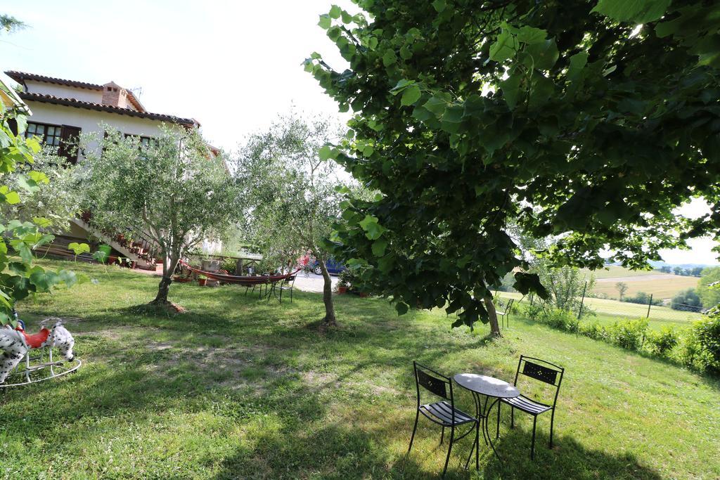 Santa Croce Villa Fossato di Vico Dış mekan fotoğraf